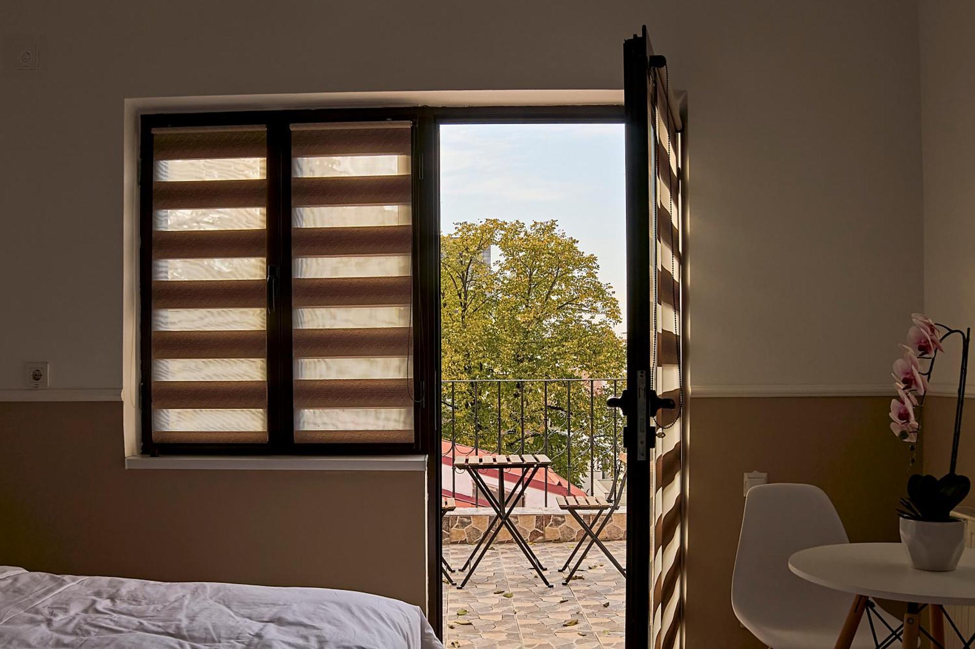 Dona Premier Suites Бухарест Экстерьер фото