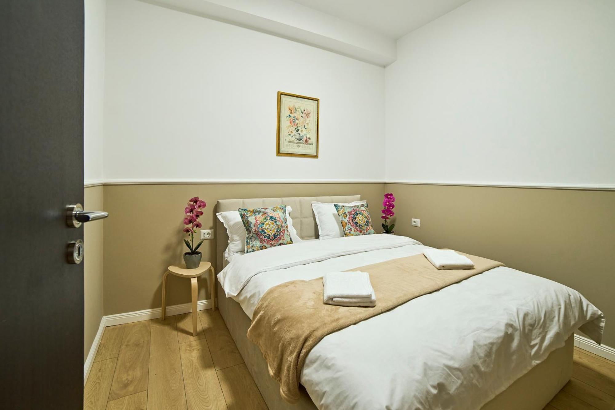 Dona Premier Suites Бухарест Экстерьер фото