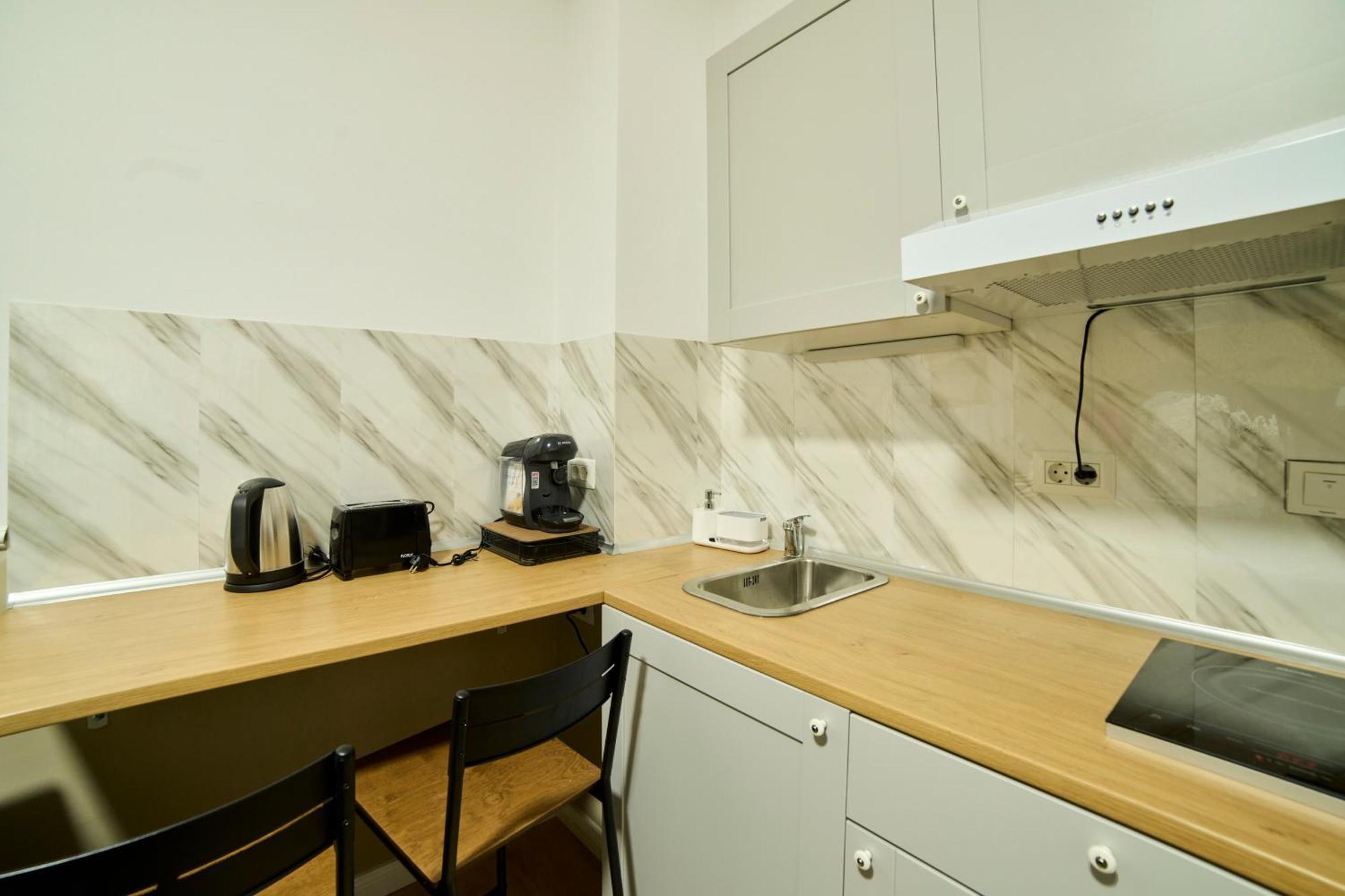 Dona Premier Suites Бухарест Экстерьер фото